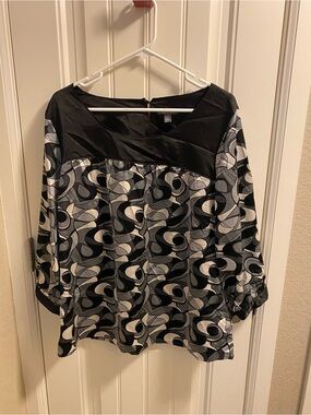 Apt 9 XL Top Silky Feel Stretch Blouse Black Gray White Shirt